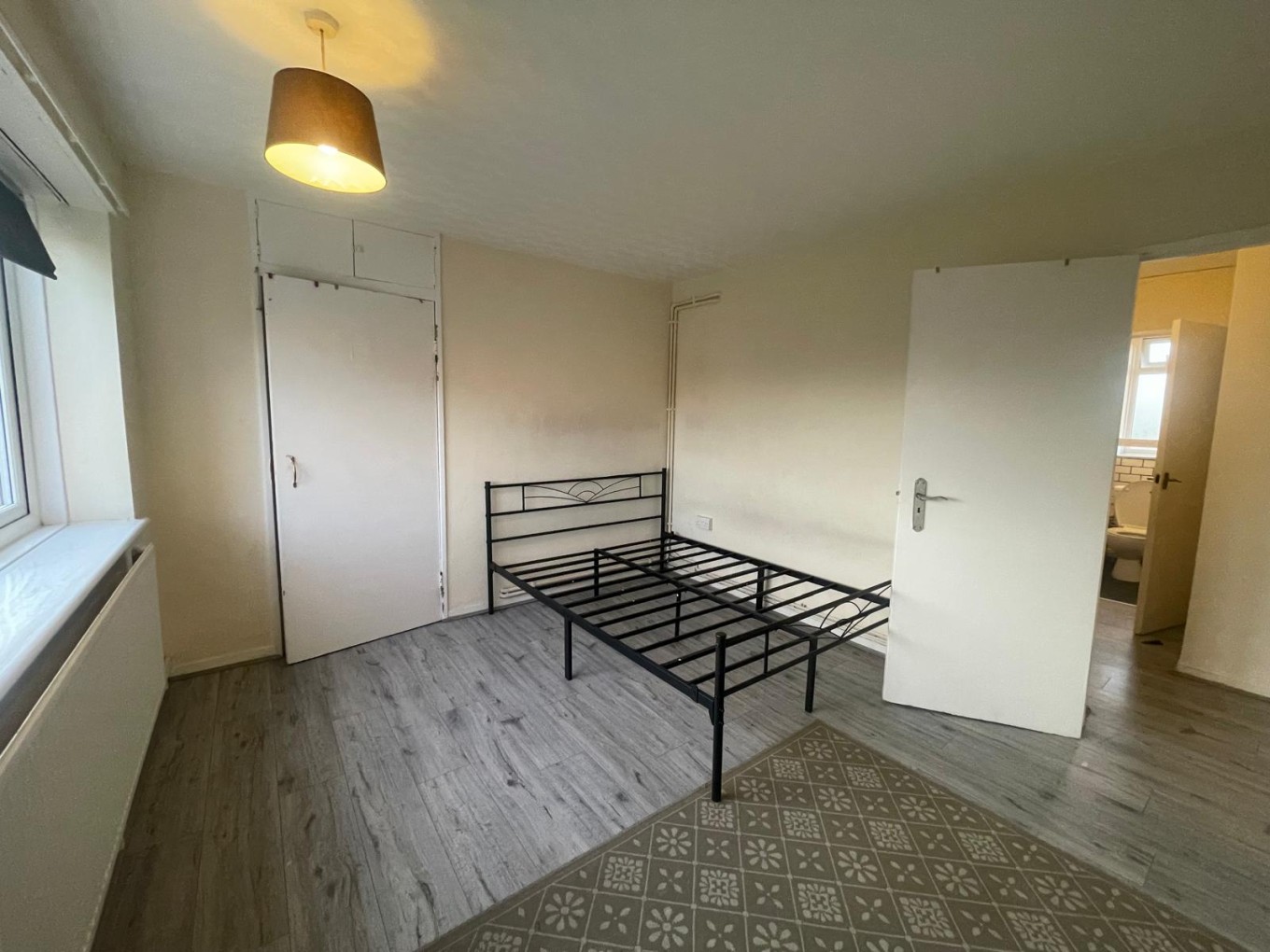 2 bed flat to rent