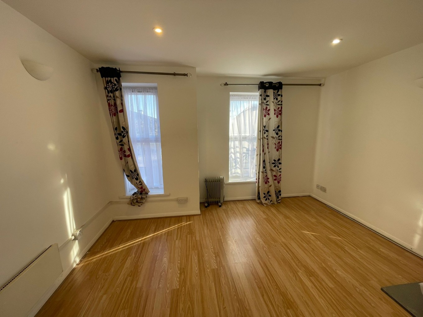 2 Bed Flat to Rent
